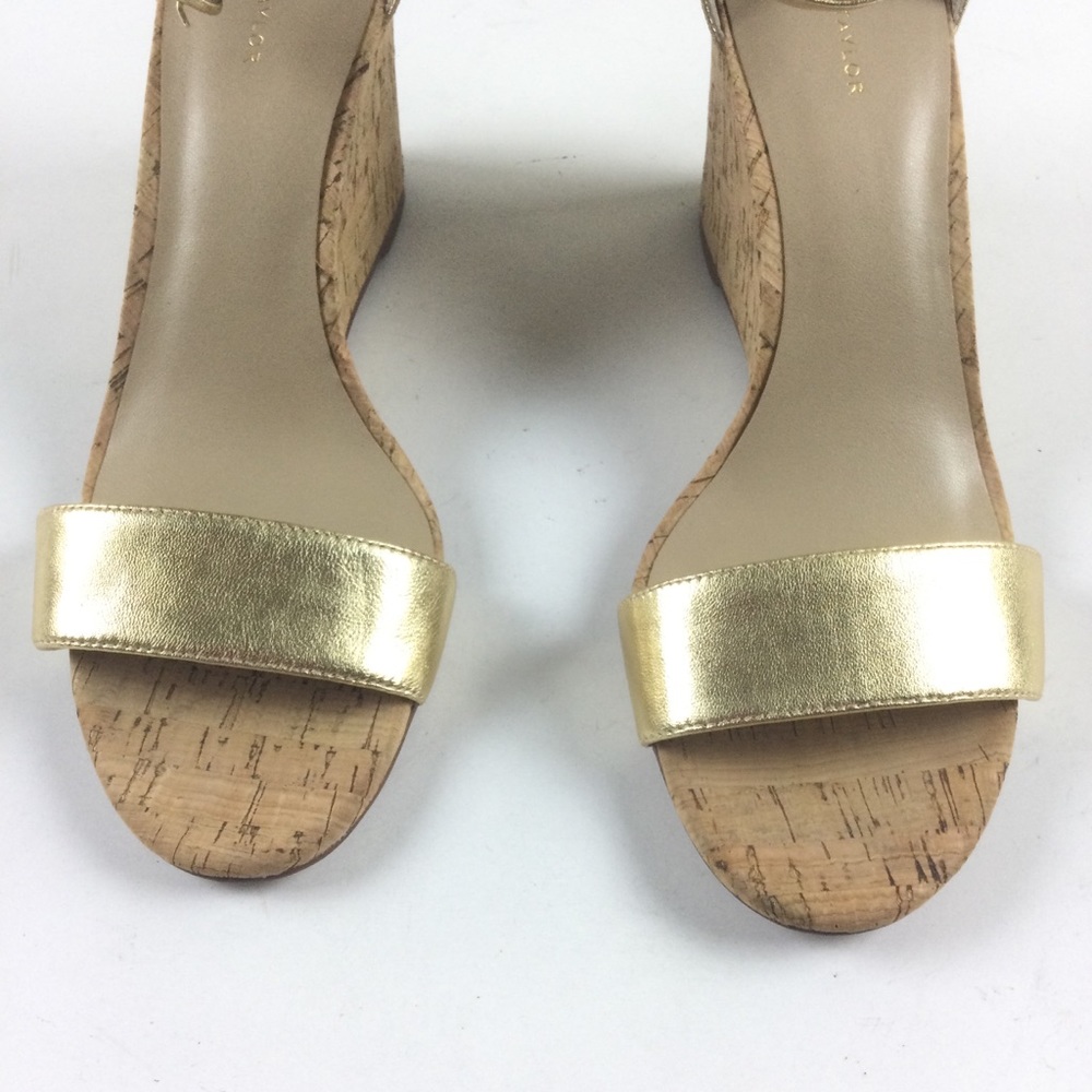 ANN TAYLOR Brett Cork Metallic Gold Wedge Ankle Strap Sandal Sz 9 - Picture 3 of 12
